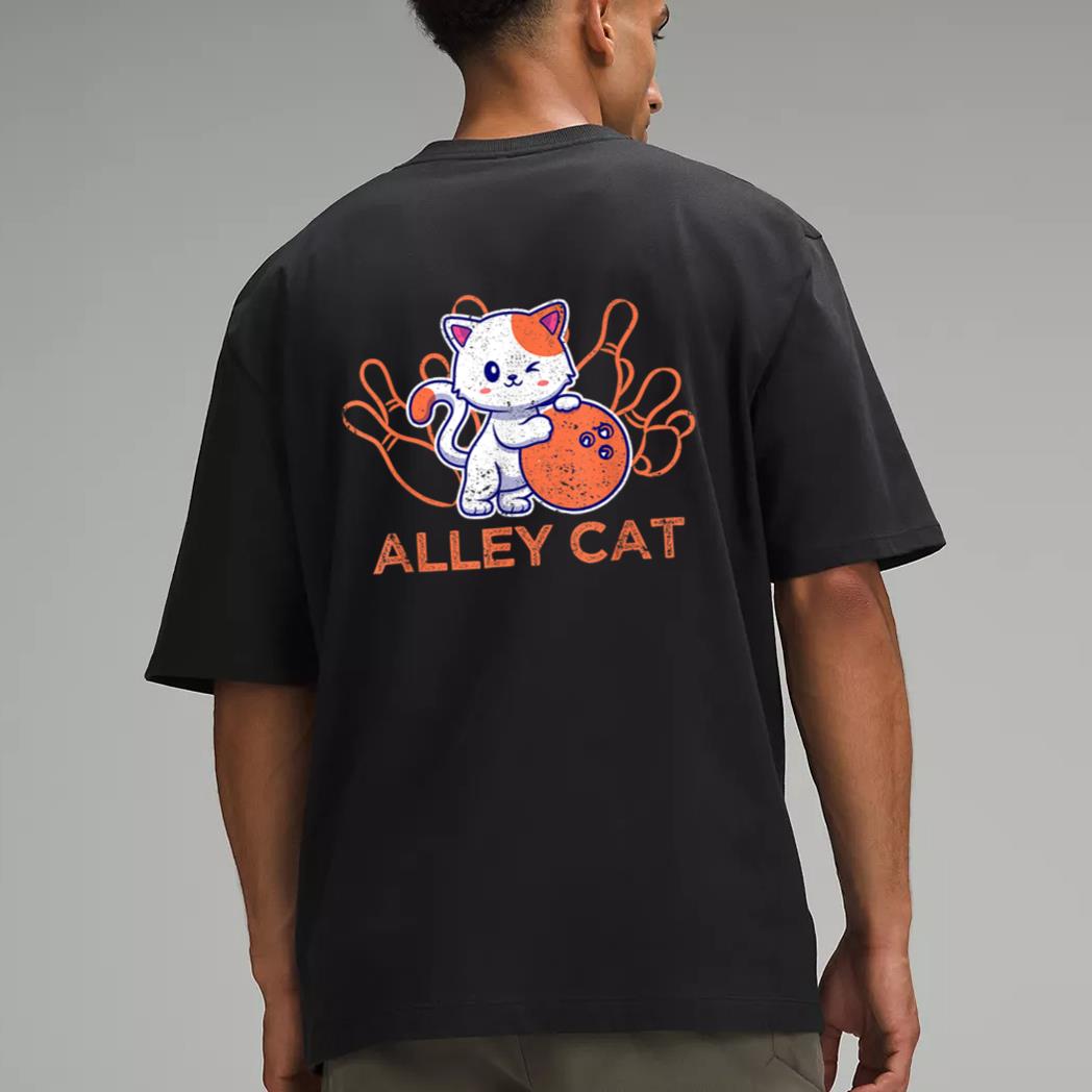 Alley Cat Bowling Team Humor Funny Bowler Cats Vintage Men T-Shirt