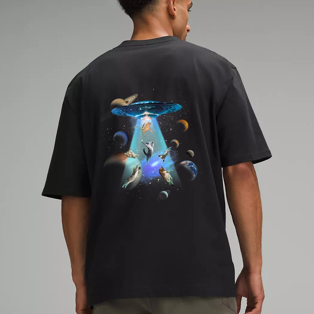 Cats UFO Funny Flying Kitten Spaceship Alien Lover Novelty Men T-Shirt