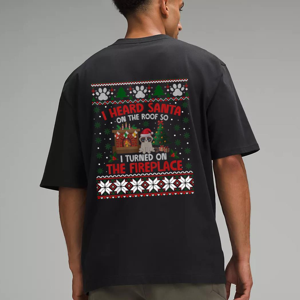Funny Christmas Cat Hates Santa Annoyed Cat Men T-Shirt