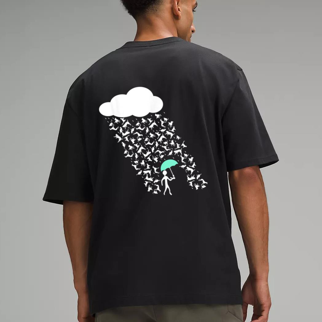 It's Raining Cats and Dogs  Cute Funny Canine Feline Lover Men T-Shirt